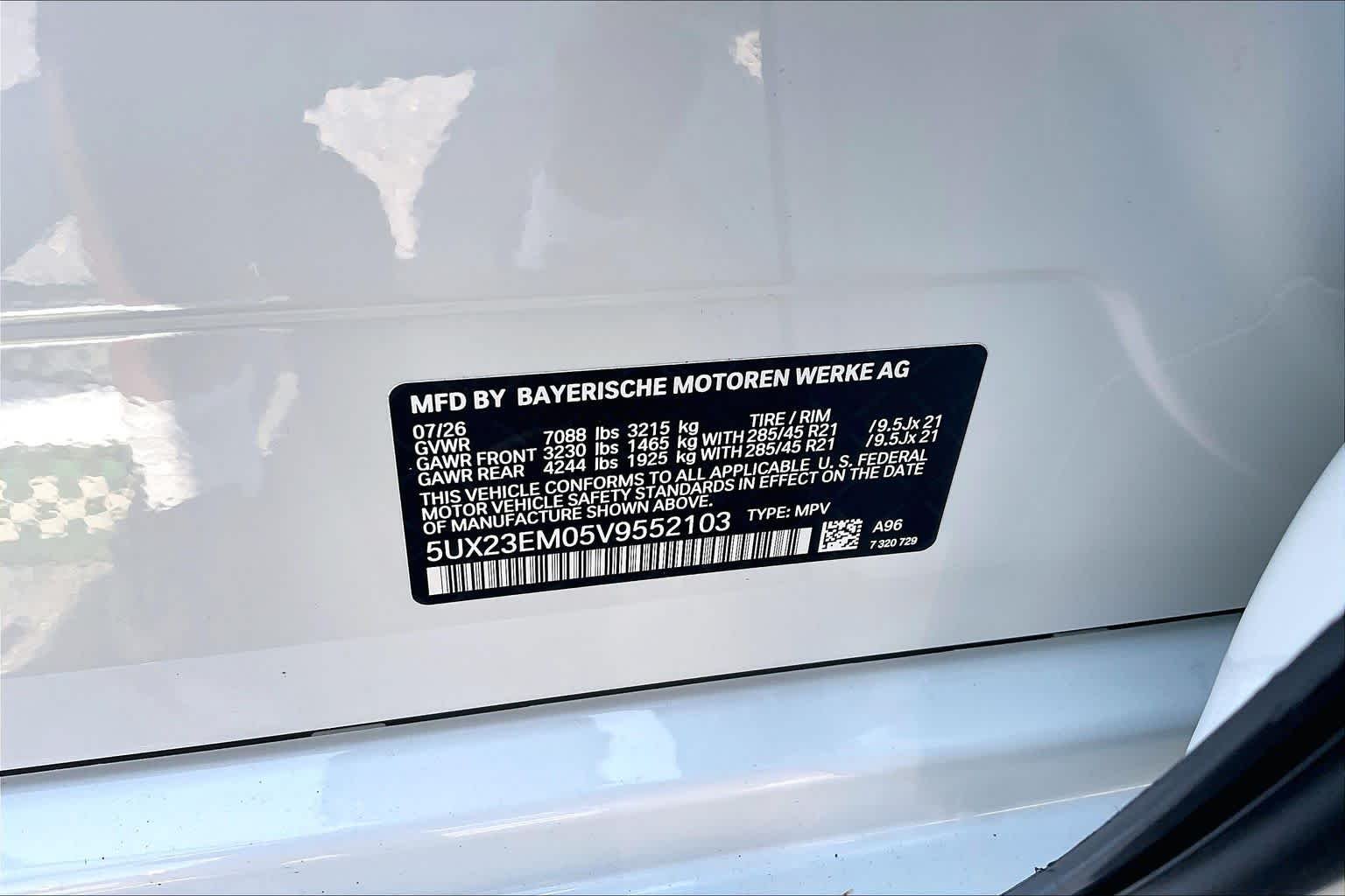 Used 2027 Mineral White Metallic BMW xDrive40i image 18