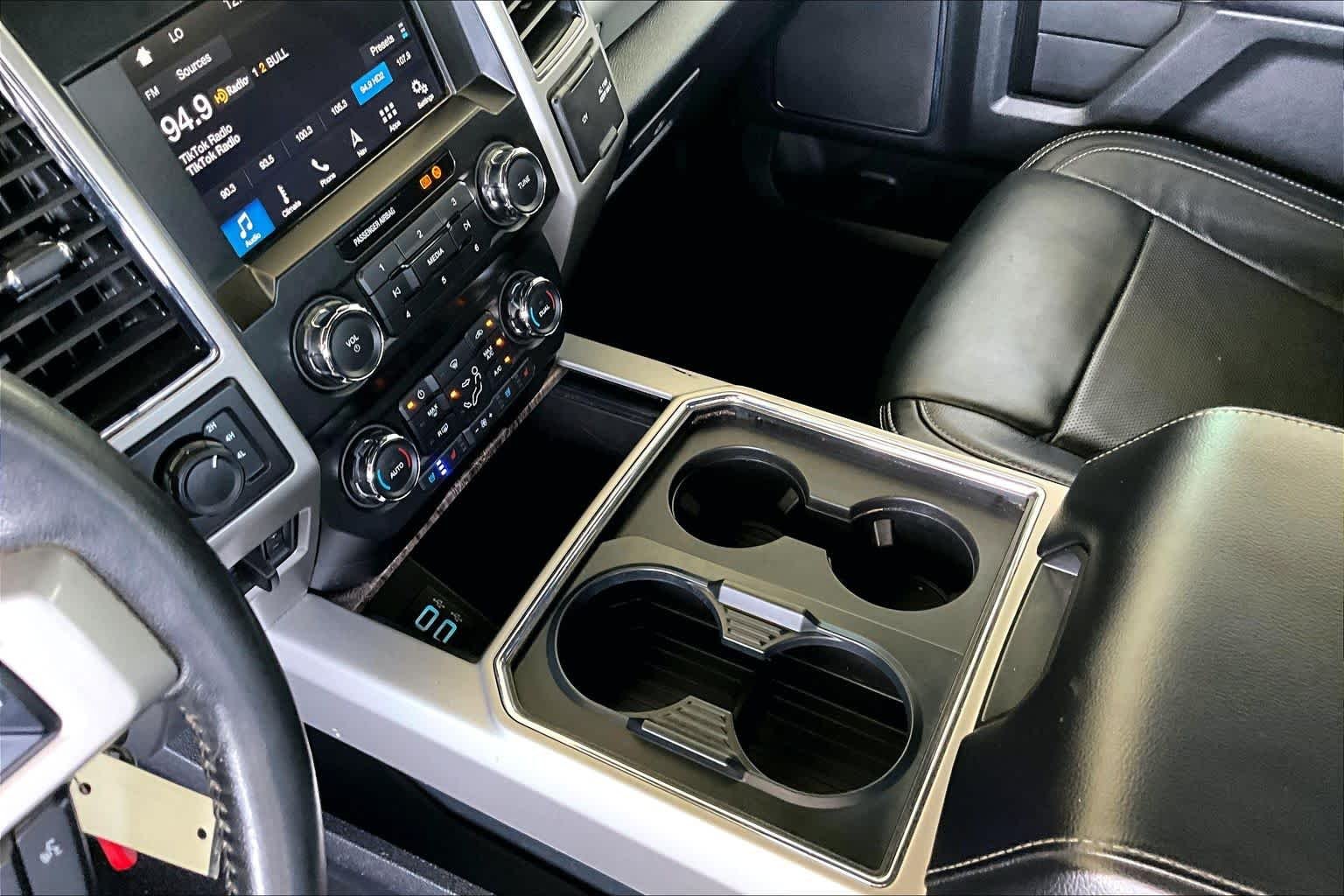Used 2019 Oxford White Ford LARIAT image 16