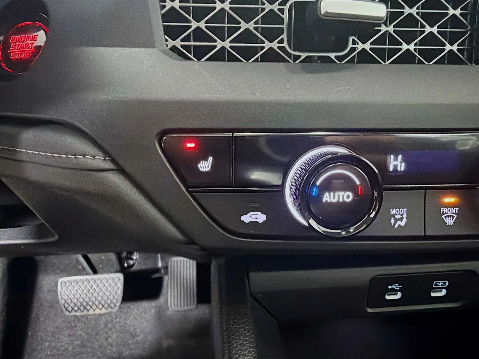 Used 2023 Lunar Silver Metallic Honda EX image 17