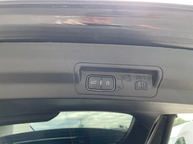 Used 2021 Black Ford XLT image 53