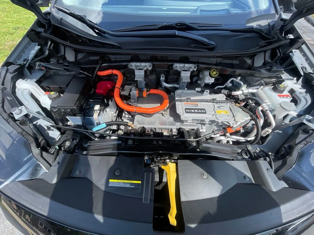 Certified Used 2024 Gray Nissan ENGAGE image 30