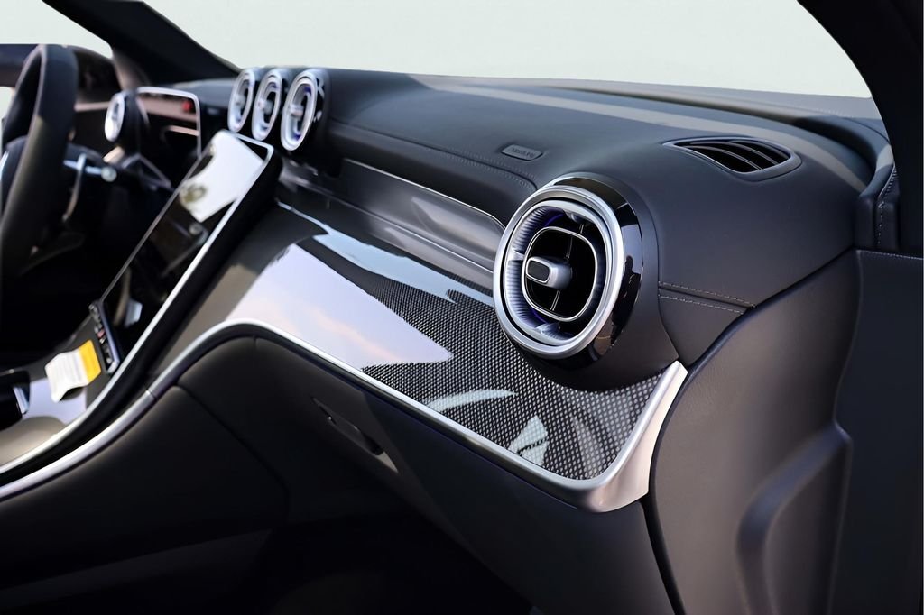 2025 Mercedes-Benz GLC AMG GLC63 S - Photo 21