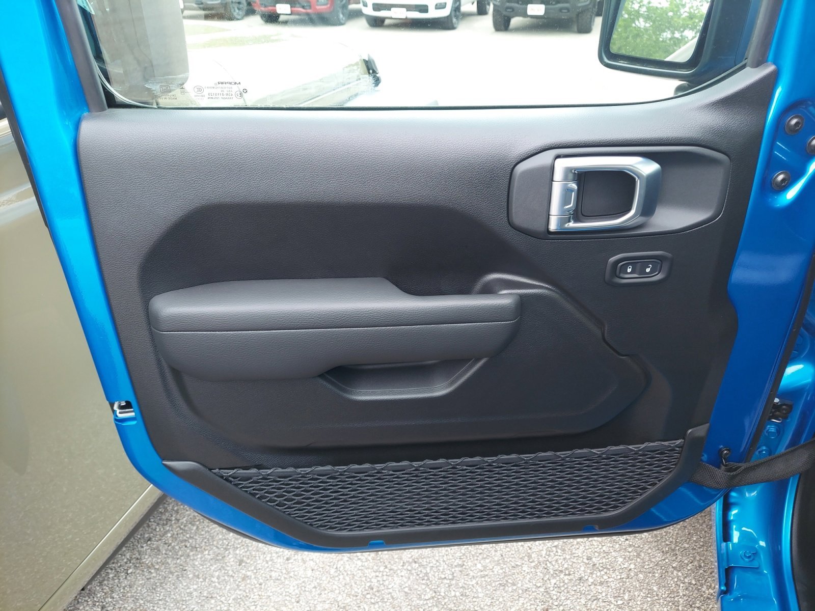 New 2026 Hydro Blue Pearlcoat Jeep Sport image 25