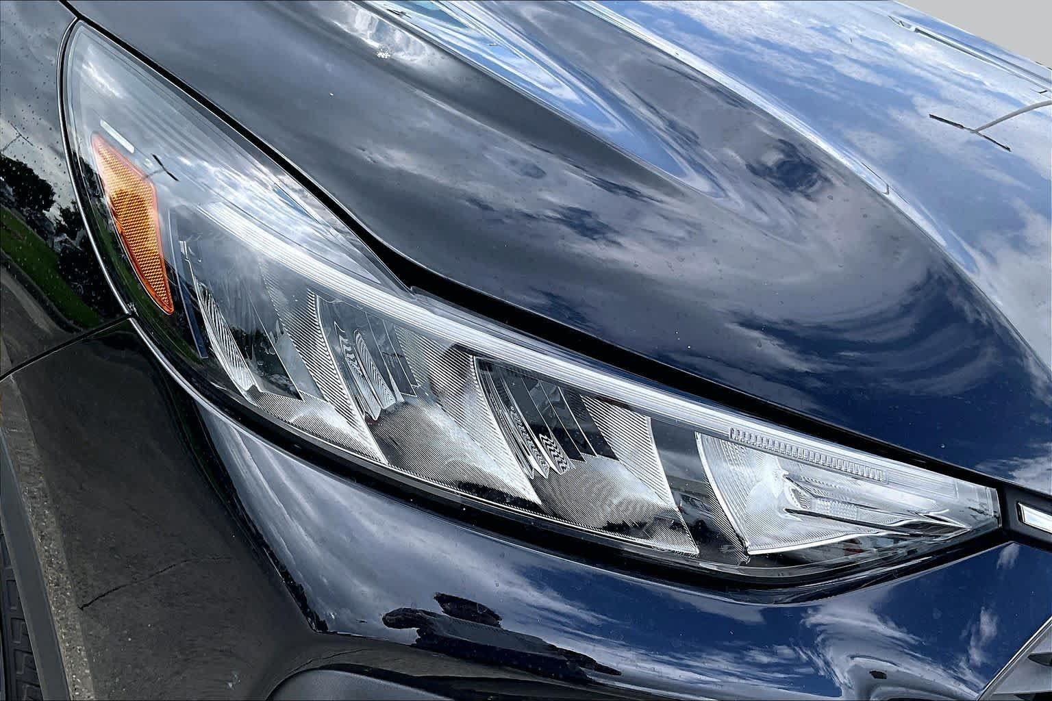 Used 2025 Agate Black Metallic Ford Active image 24