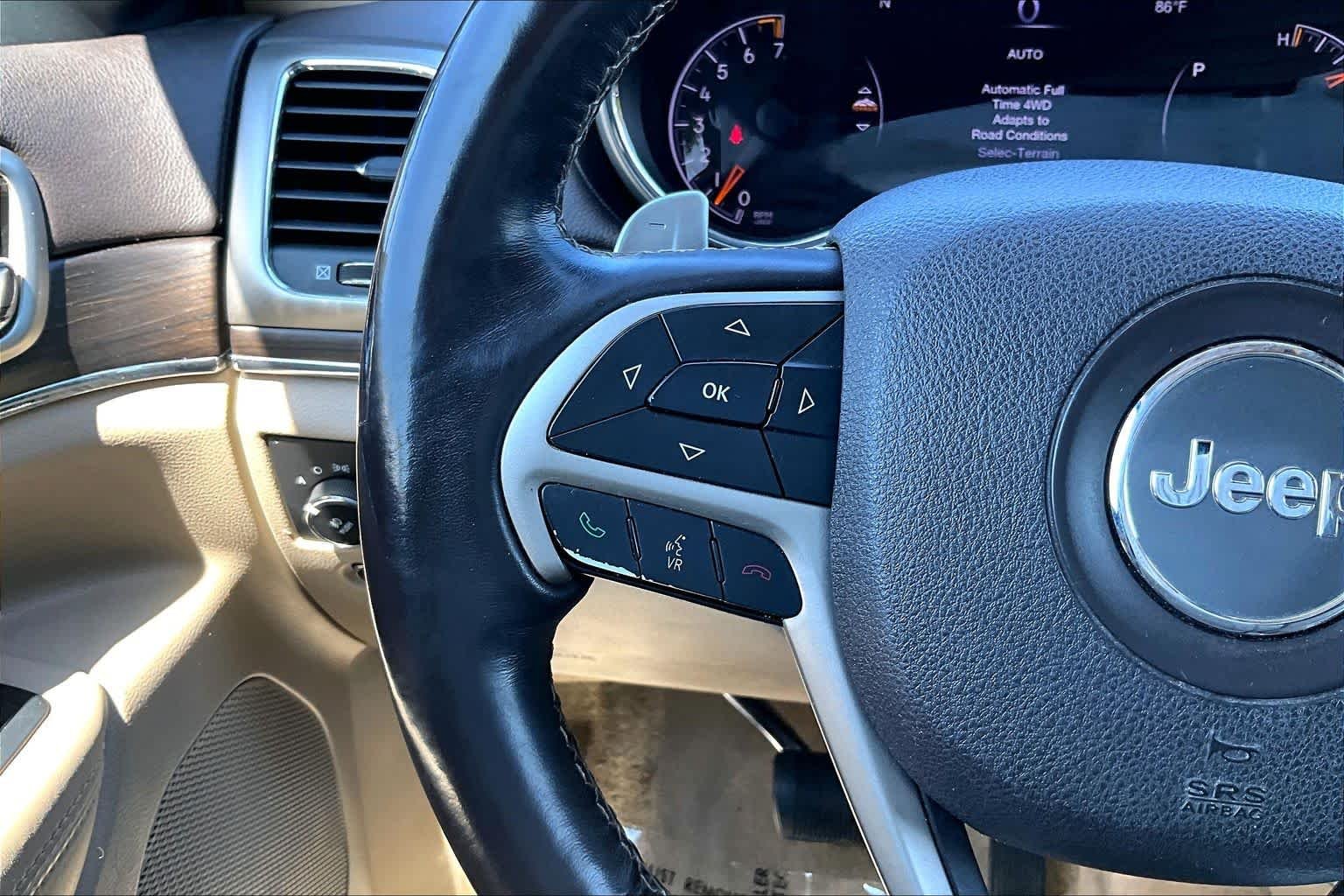 Used 2017 Granite Crystal Metallic Clearcoat Jeep Overland image 24