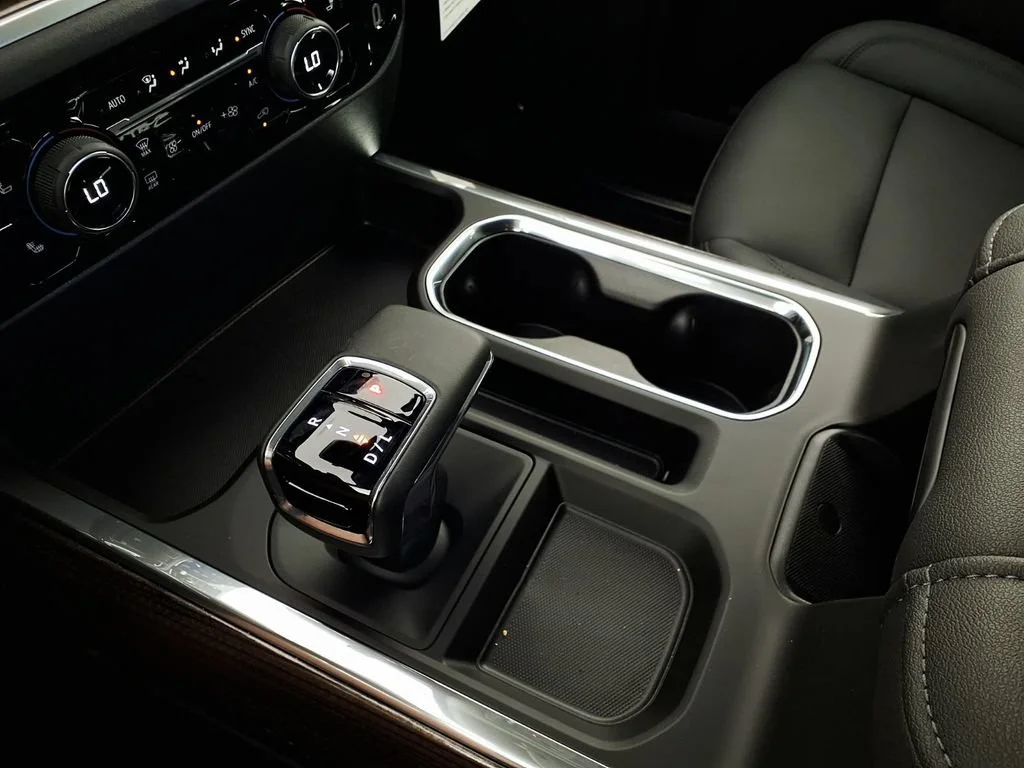 New 2026 Summit White Chevrolet LT image 20