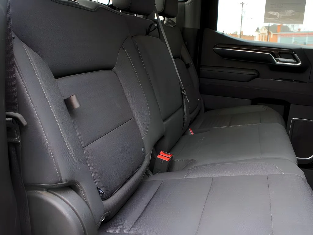 Used 2023 Summit White Chevrolet LT image 26