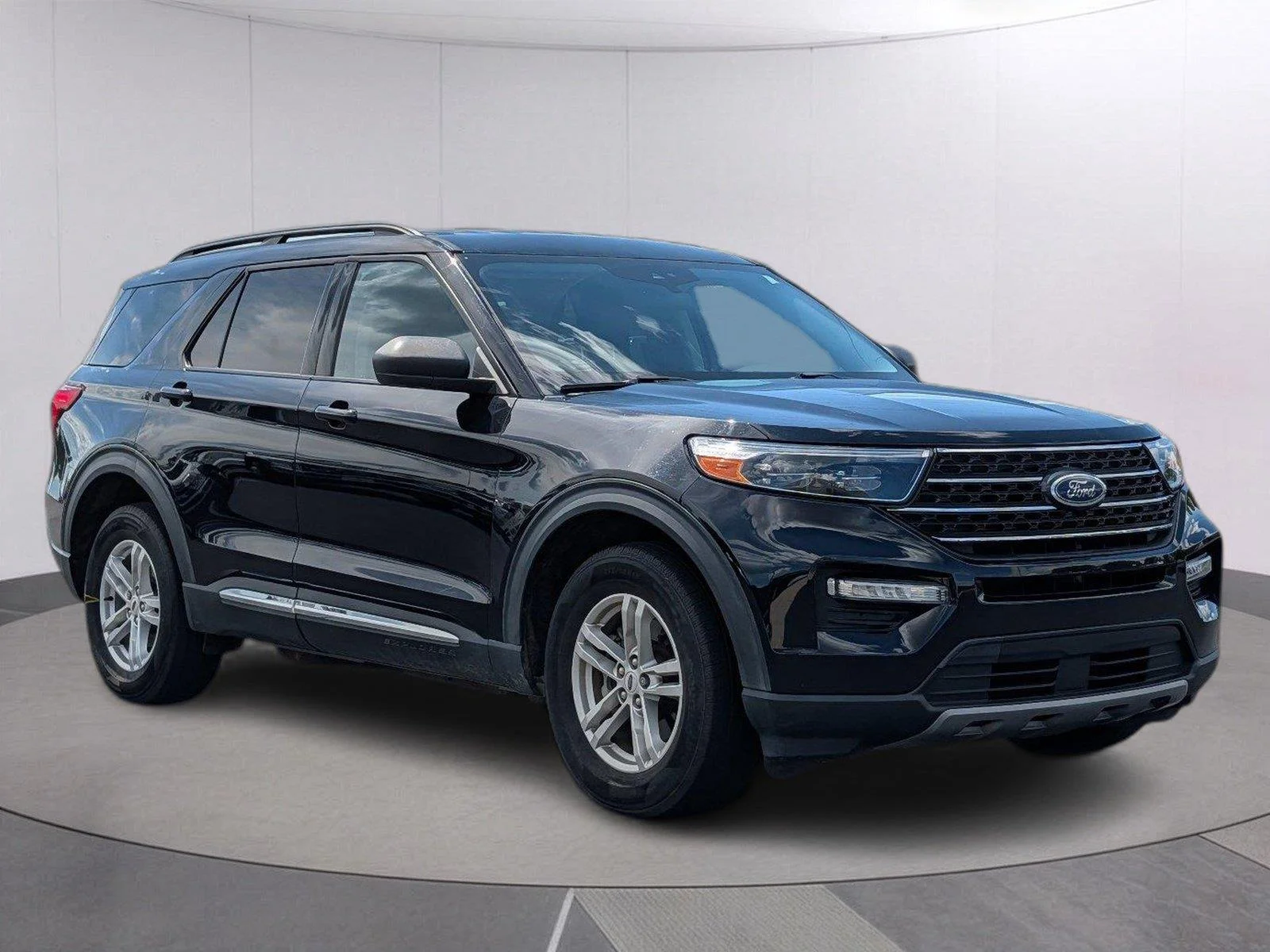 Used 2022 Agate Black Ford XLT image 7