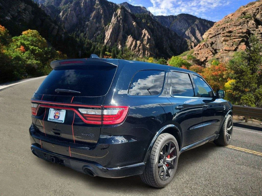 Used 2023 DB Black Dodge SRT Hellcat Premium image 3