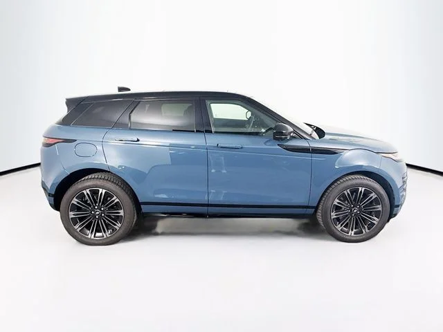 Used 2026  Land Rover Dynamic image 4