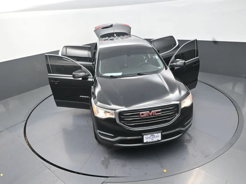 Used 2019 Black GMC SLE-1 image 33