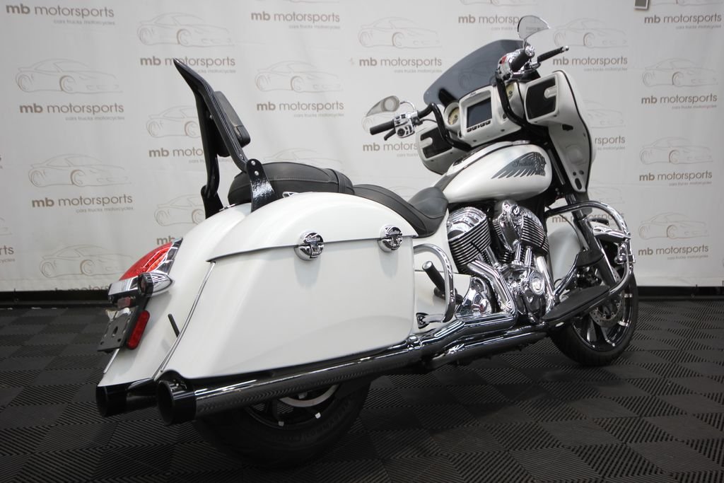 Used 2017 White Indian N17TCNAAAS image 8