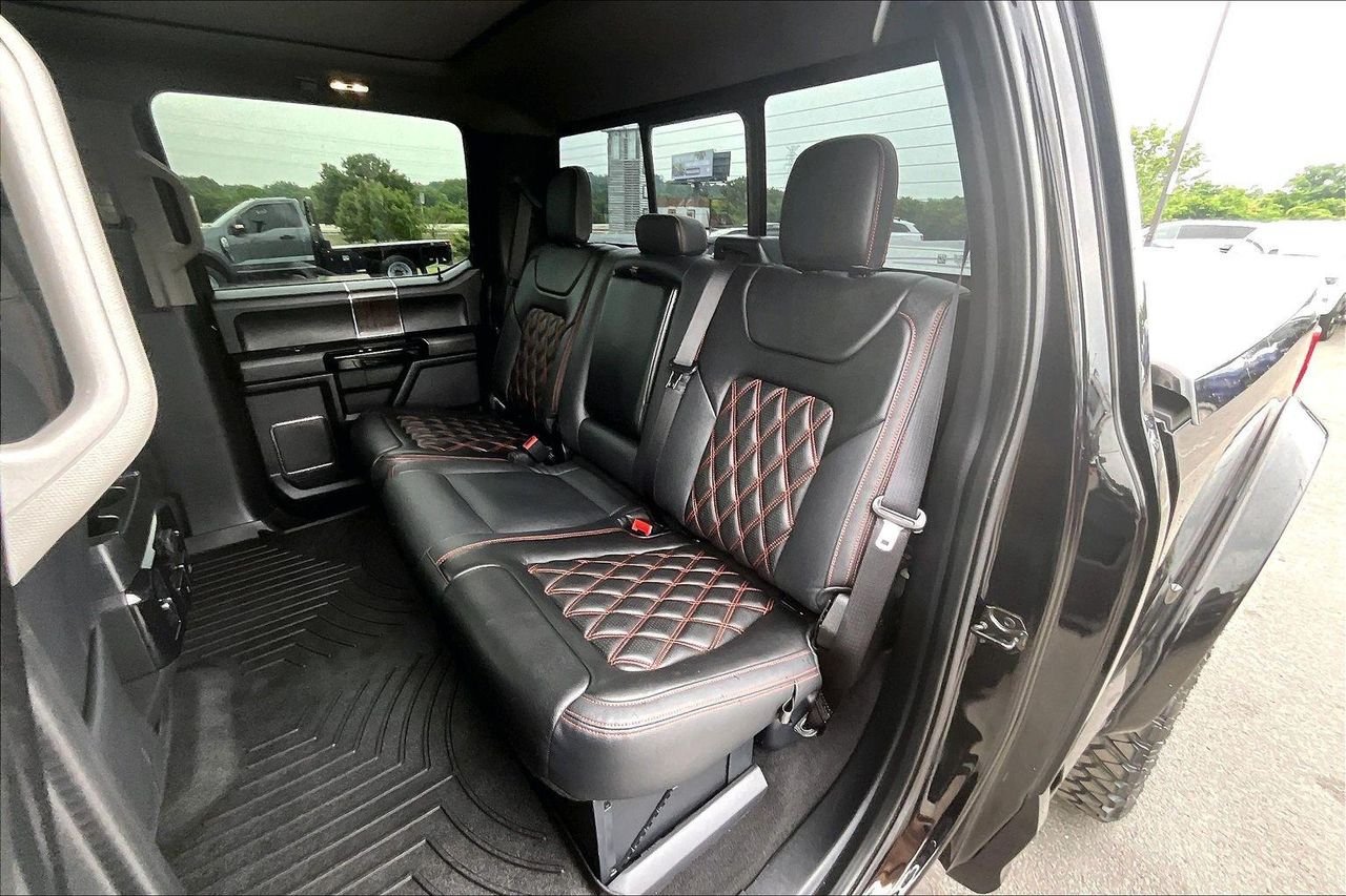 Used 2021 AGATE BLACK Ford LARIAT image 25