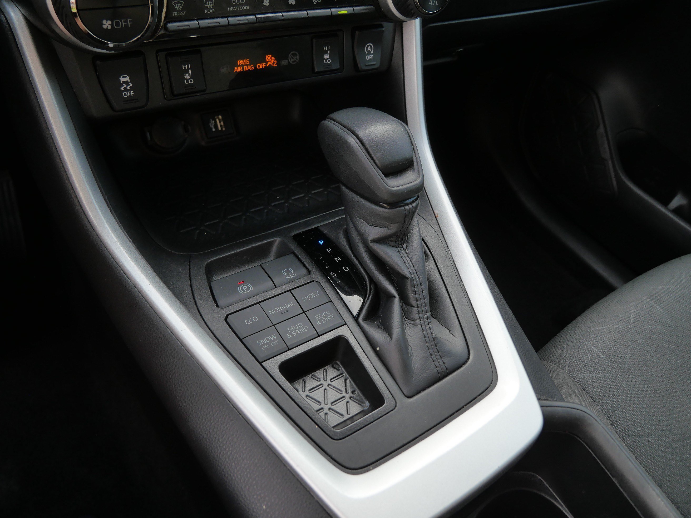 Certified Used 2024 Midnight Black Metallic Toyota XLE image 25