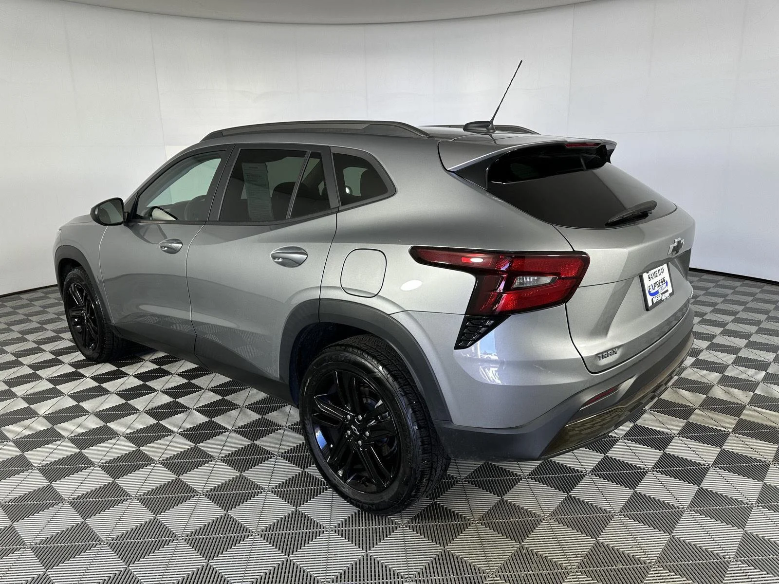 Used 2024 Sterling Gray Metallic Chevrolet ACTIV image 23