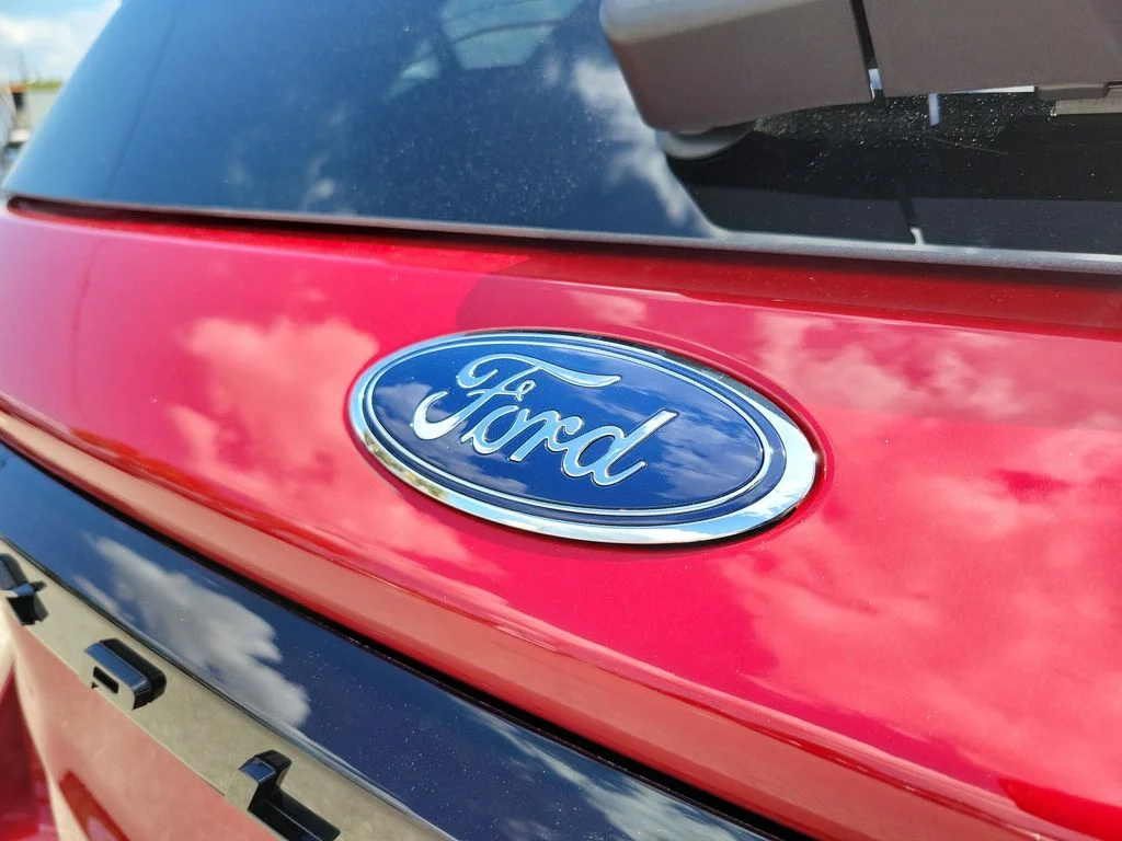 New 2026 Rapid Red Metallic Tinted Clearcoat Ford ST image 9