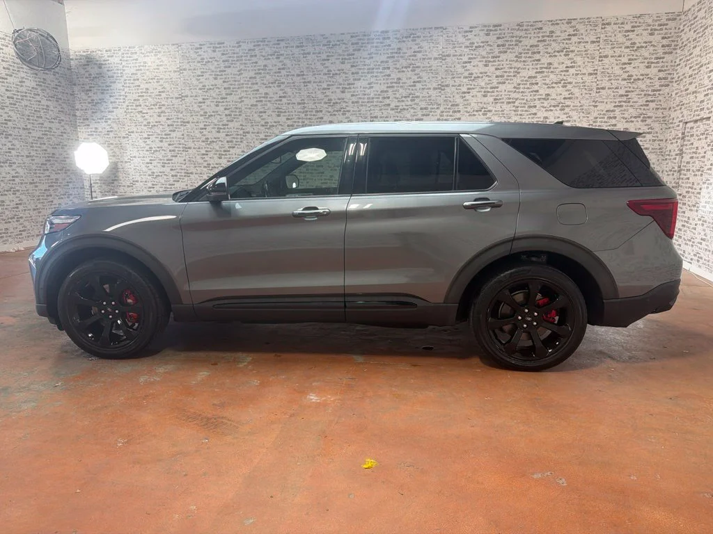 Used 2021 Stone Gray Metallic Ford ST image 4
