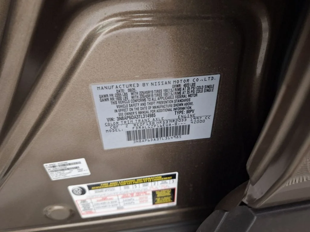 Used 2026 Bronze Metallic Nissan SR image 30