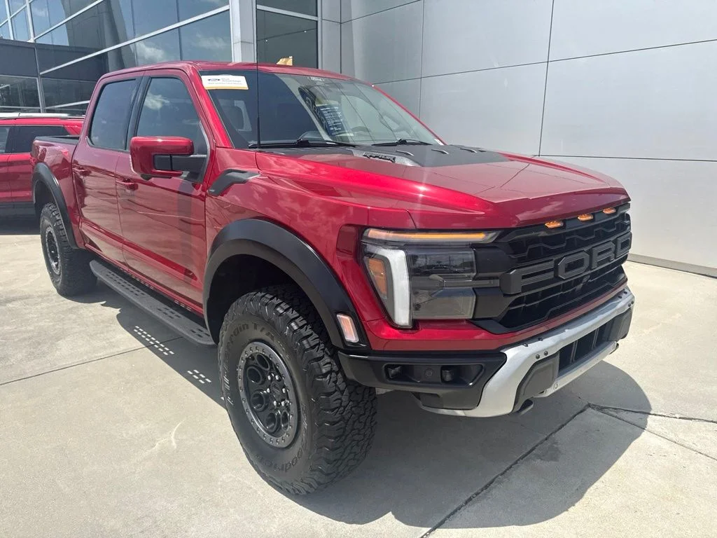 Used 2025 Rapid Red Metallic Tinted Clearcoat Ford Raptor image 1