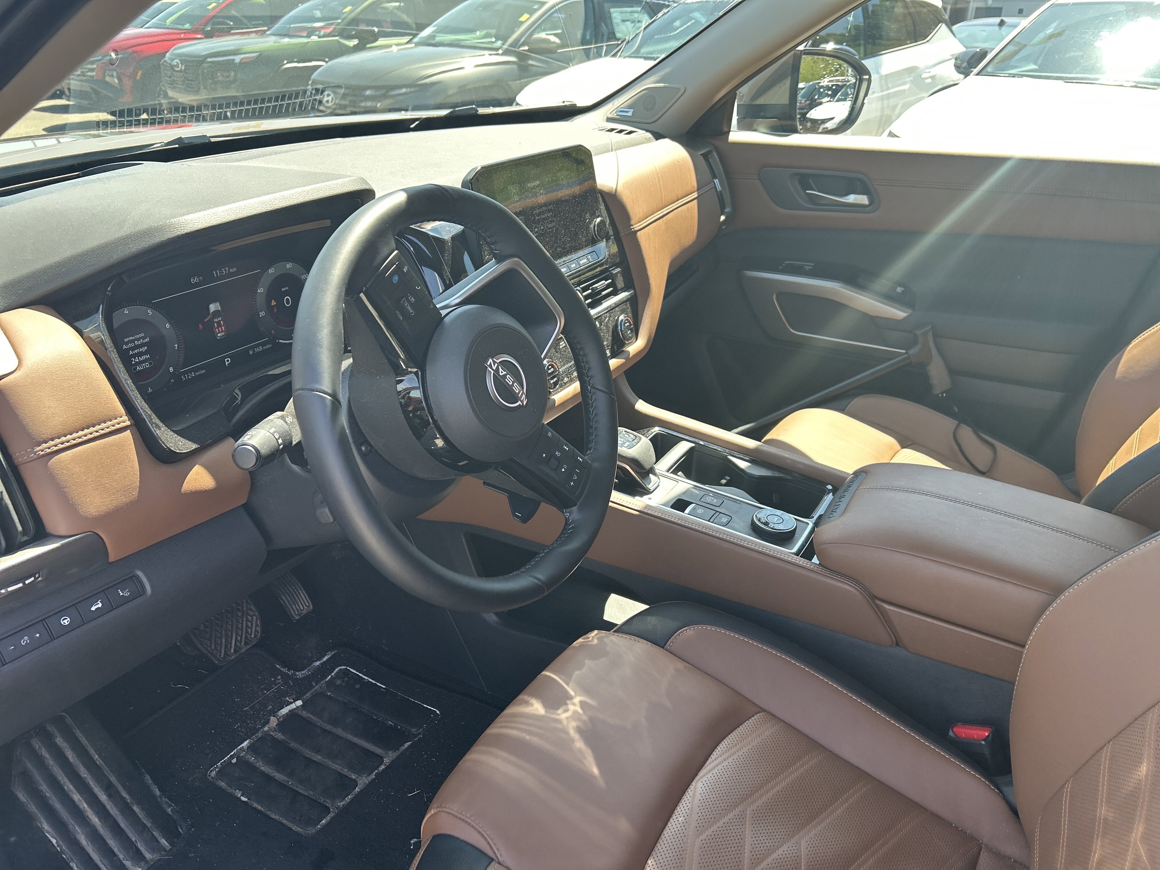 2025 Nissan Pathfinder Platinum - Photo 19