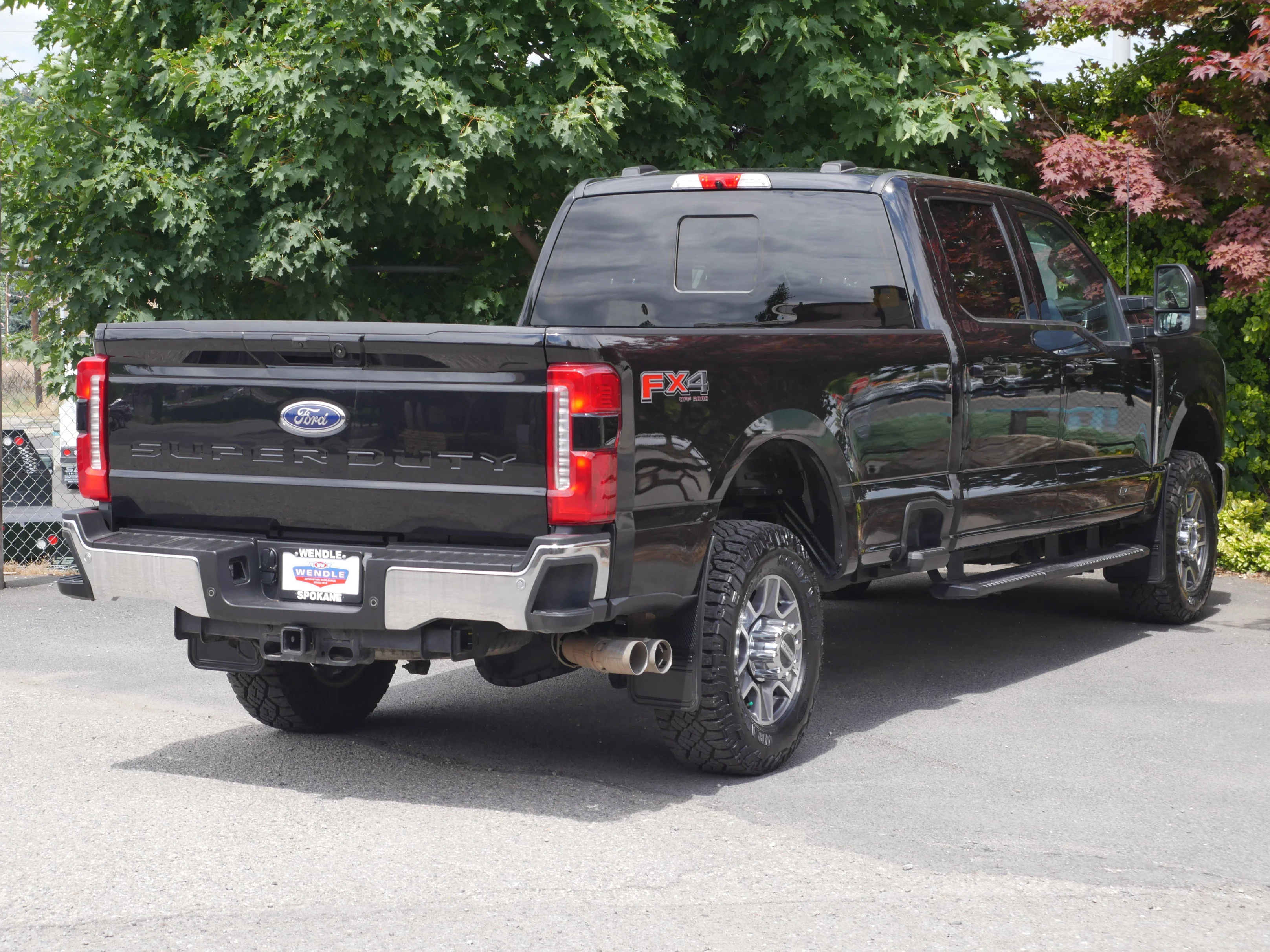 Certified Used 2024 Agate Black Metallic Ford LARIAT image 28