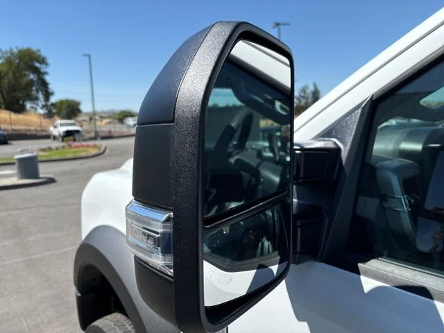 2024 Ford F-550 Super Duty Chassis Cab XL - Photo 21
