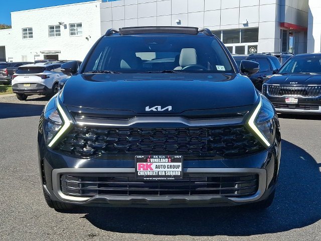 Used 2023 Black Kia X-Line image 3