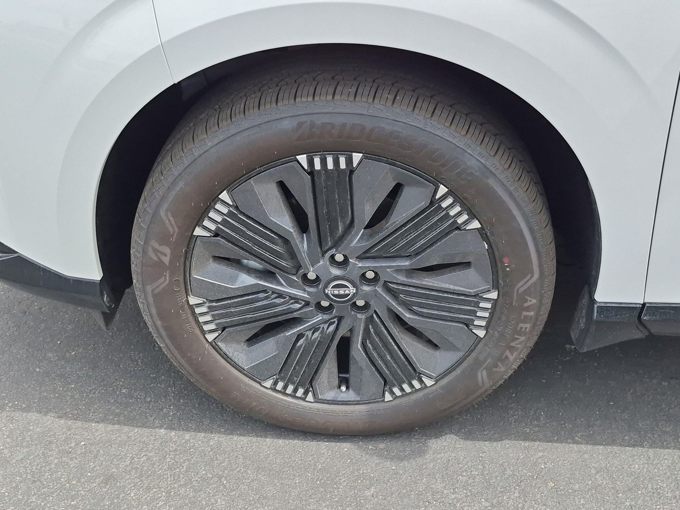 New 2026 Everest White Pearl TriCoat Nissan Platinum image 16