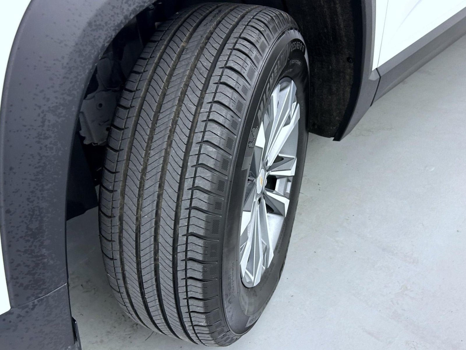 Used 2026 White Chevrolet LT image 24