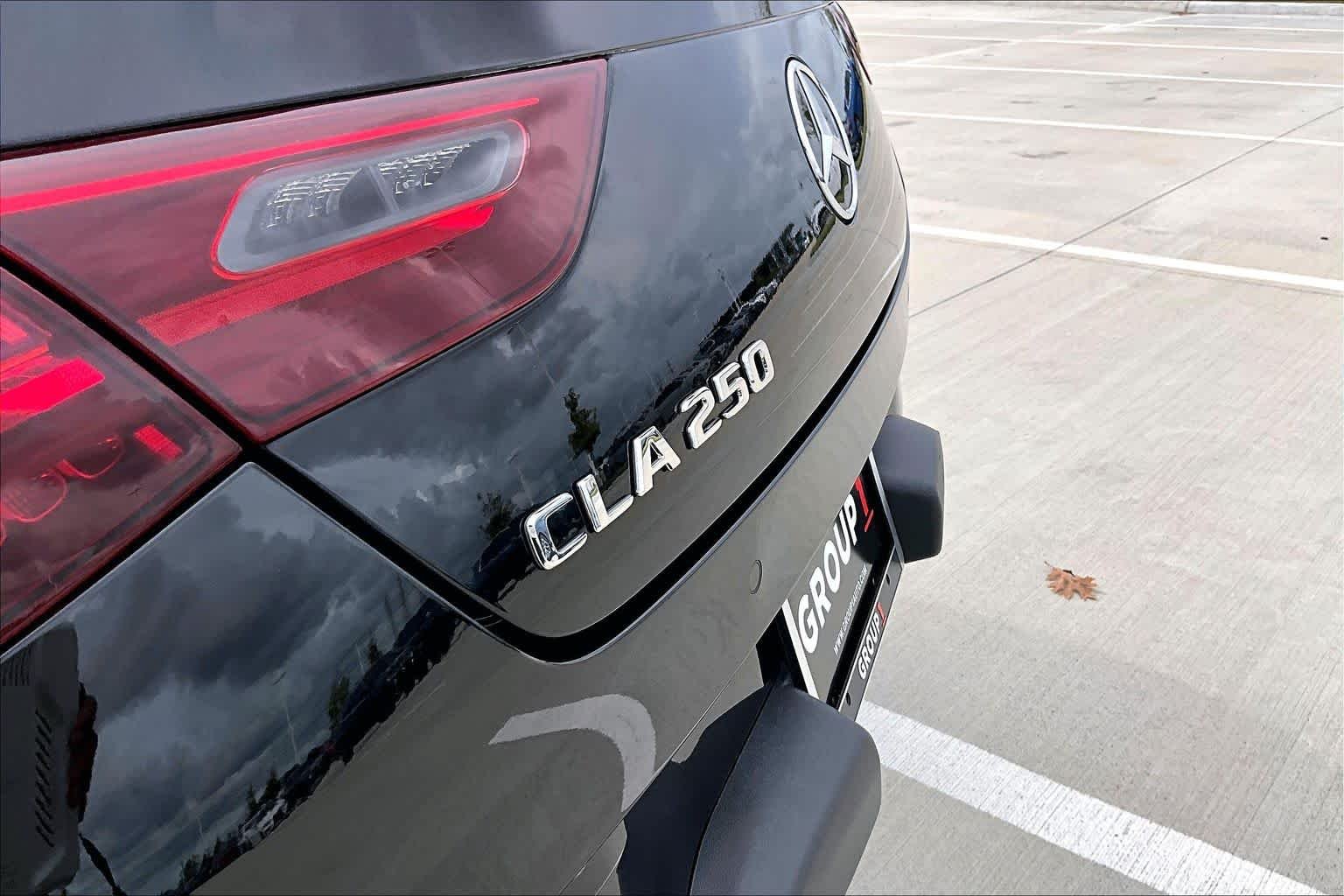 Used 2025 Night Black Mercedes-Benz CLA 250 image 28