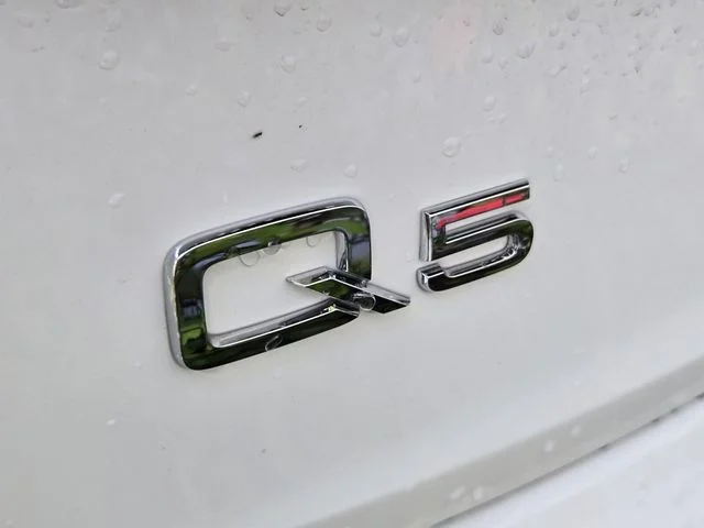 Used 2021 White Audi 45 Premium image 8