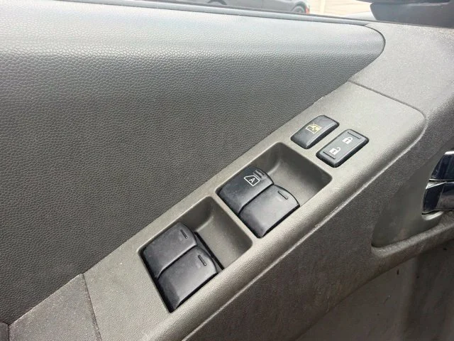 Used 2019 Blue Nissan PRO-4X image 12