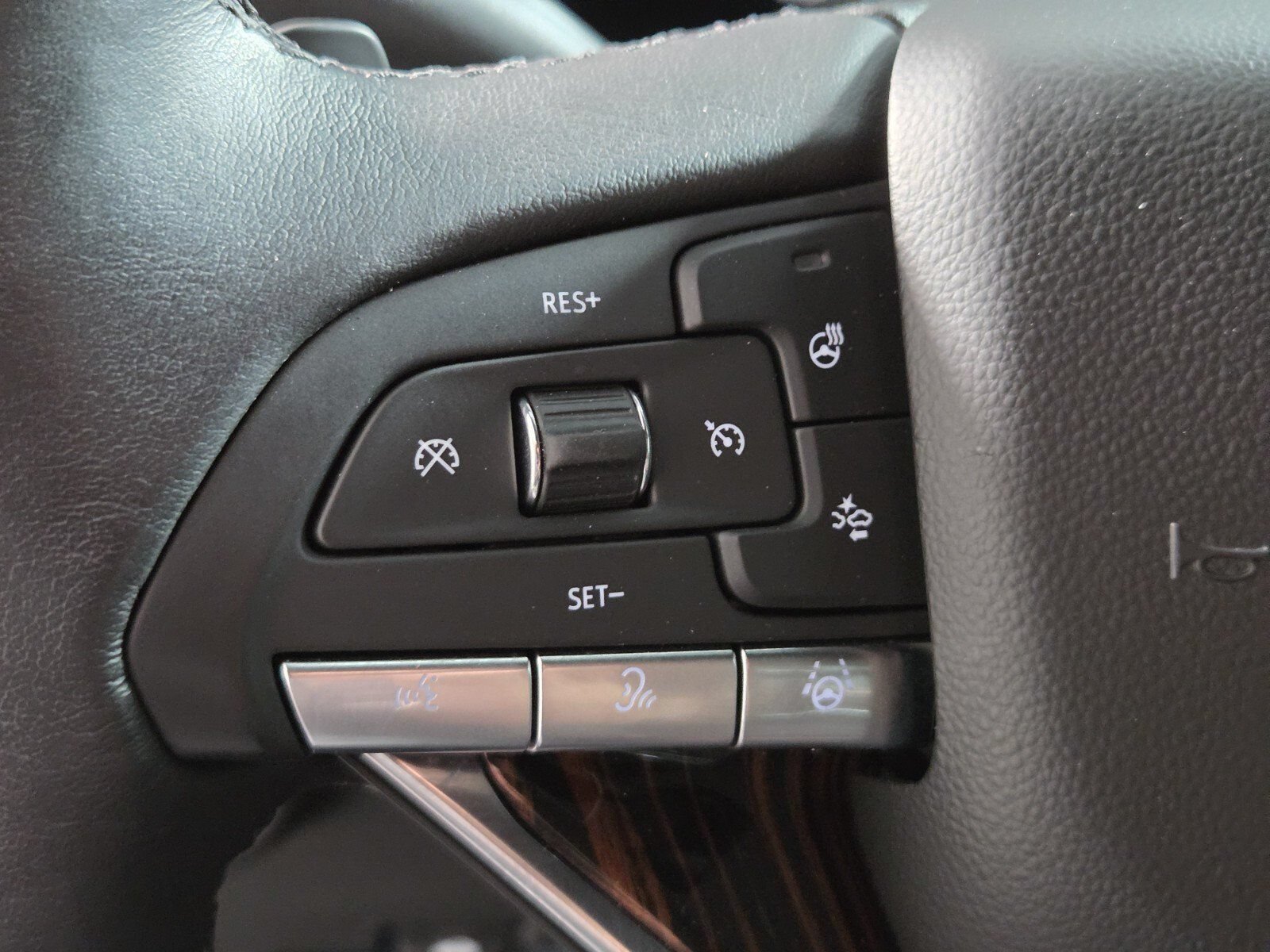 2023 Cadillac Escalade Premium Luxury - Photo 22