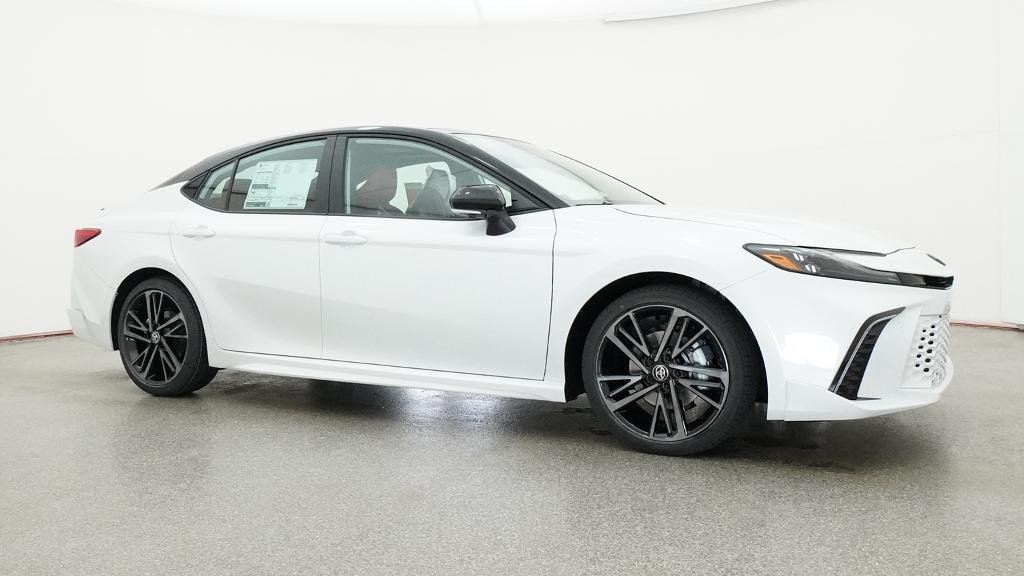 New 2026 Wind Chill Pearl with Midnight Black Metallic roof Toyota XSE image 11