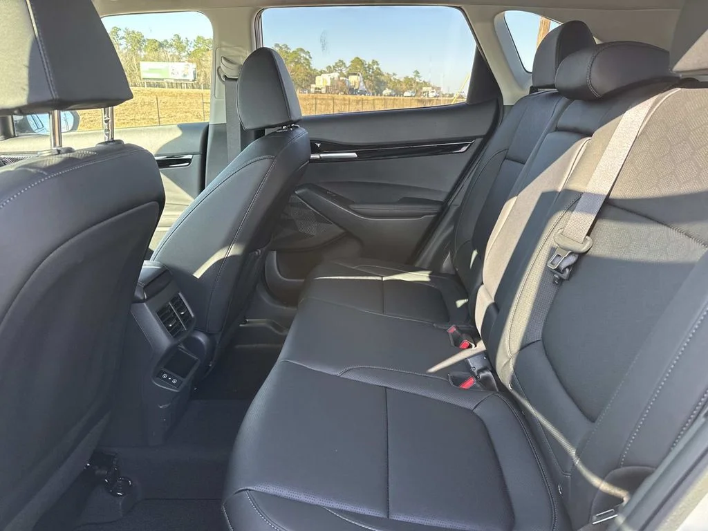 2025 Kia Seltos SX - Photo 6
