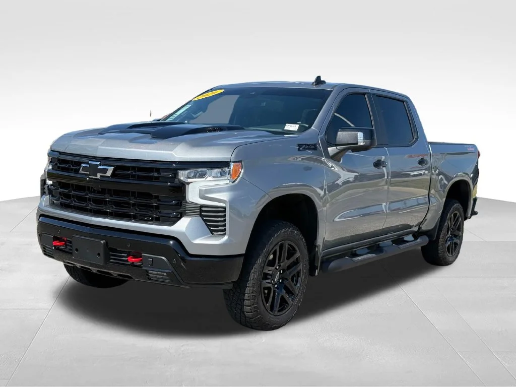 Used 2026 Gray Chevrolet LT Trail Boss image 1