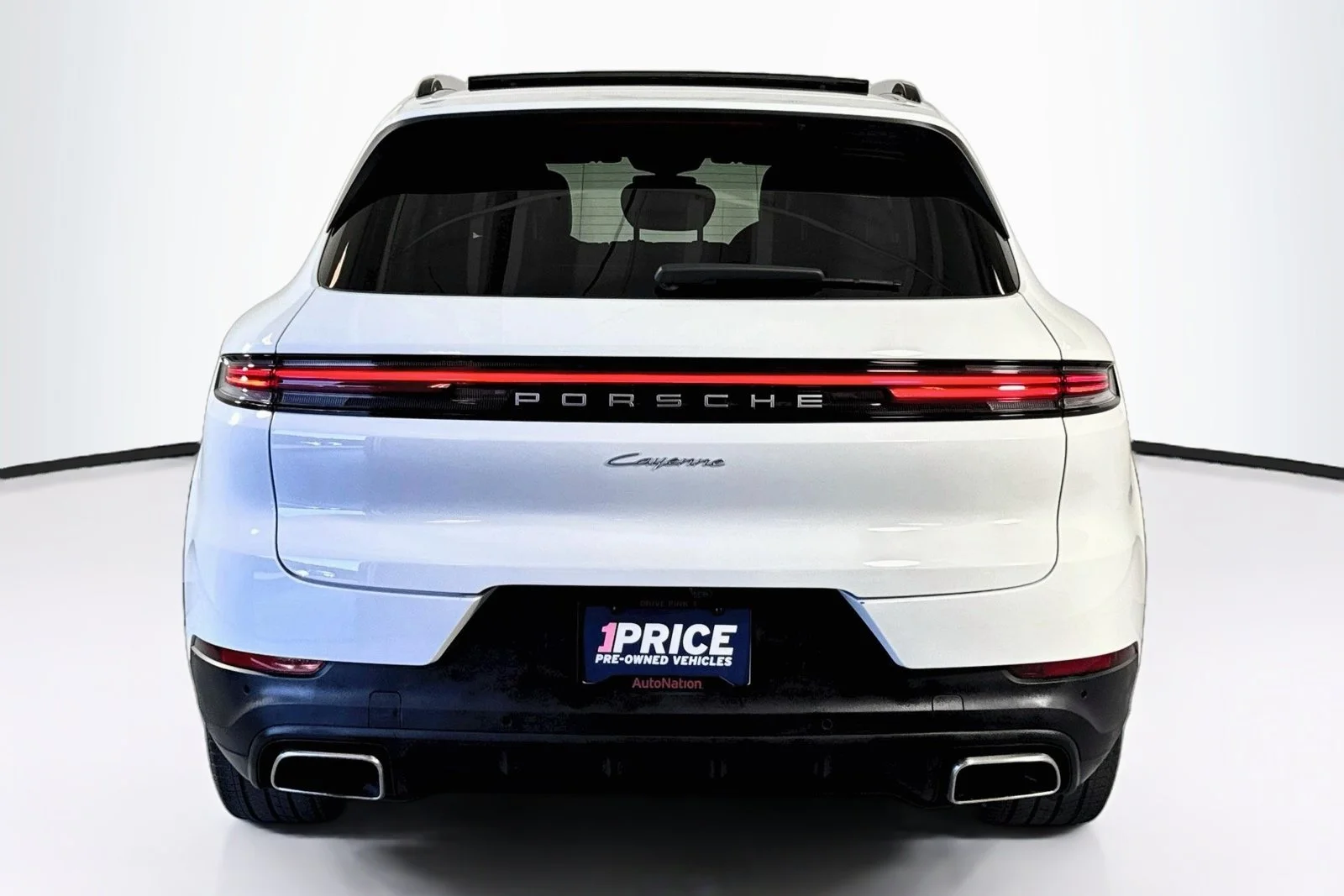 Used 2024 White Porsche  image 6