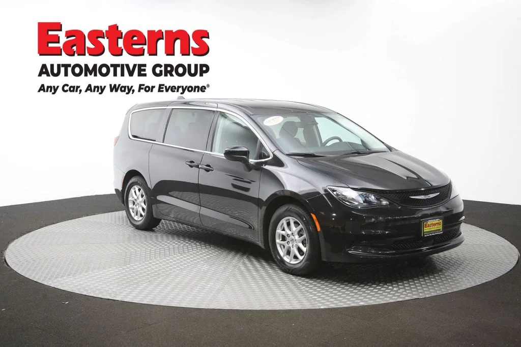 Used 2024 Black Chrysler LX image 50