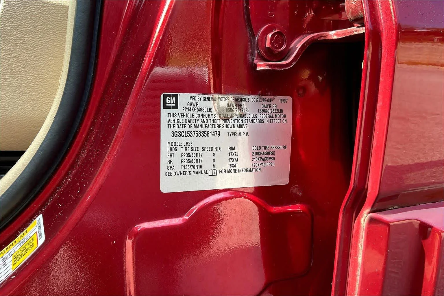 Used 2008 Ruby Red Saturn XR image 31