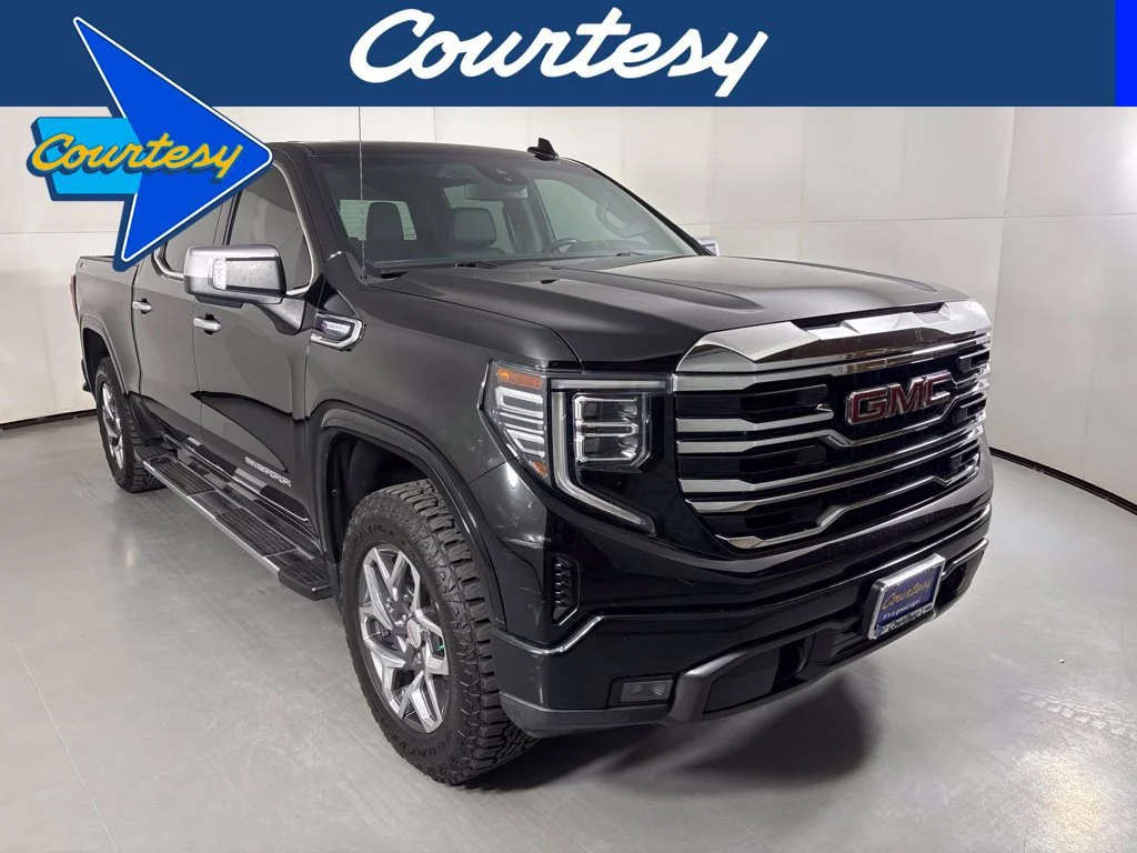 Used 2023 ONYX BLACK GMC SLT image 1