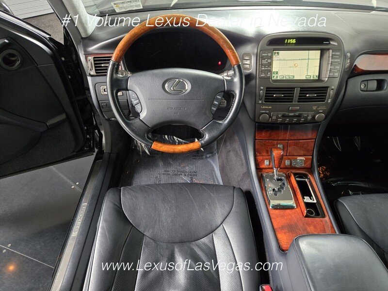 Used 2005 Black Onyx Lexus 430 image 16
