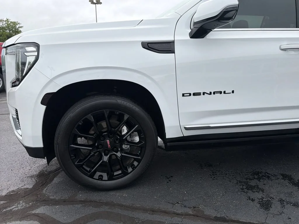 Certified Used 2023 SUMMIT WHITE GMC Denali image 30
