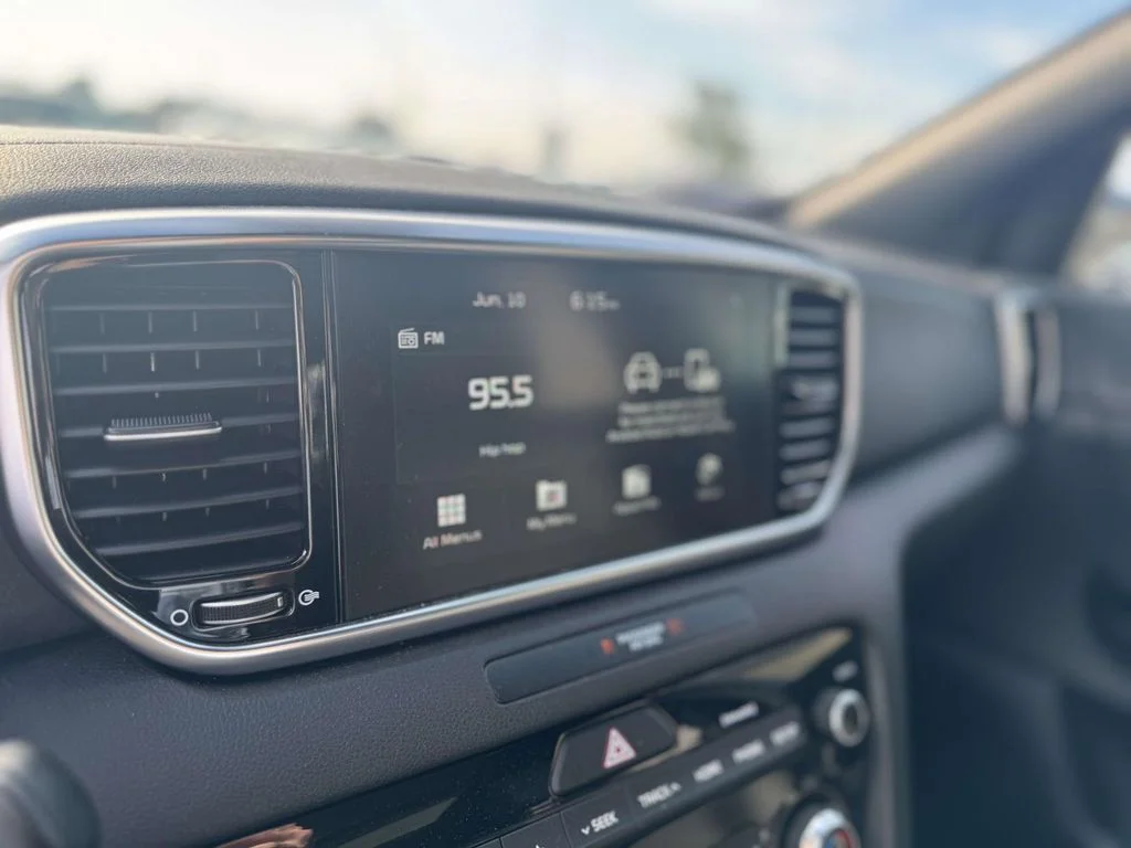 Used 2022 Blue Kia Nightfall image 17