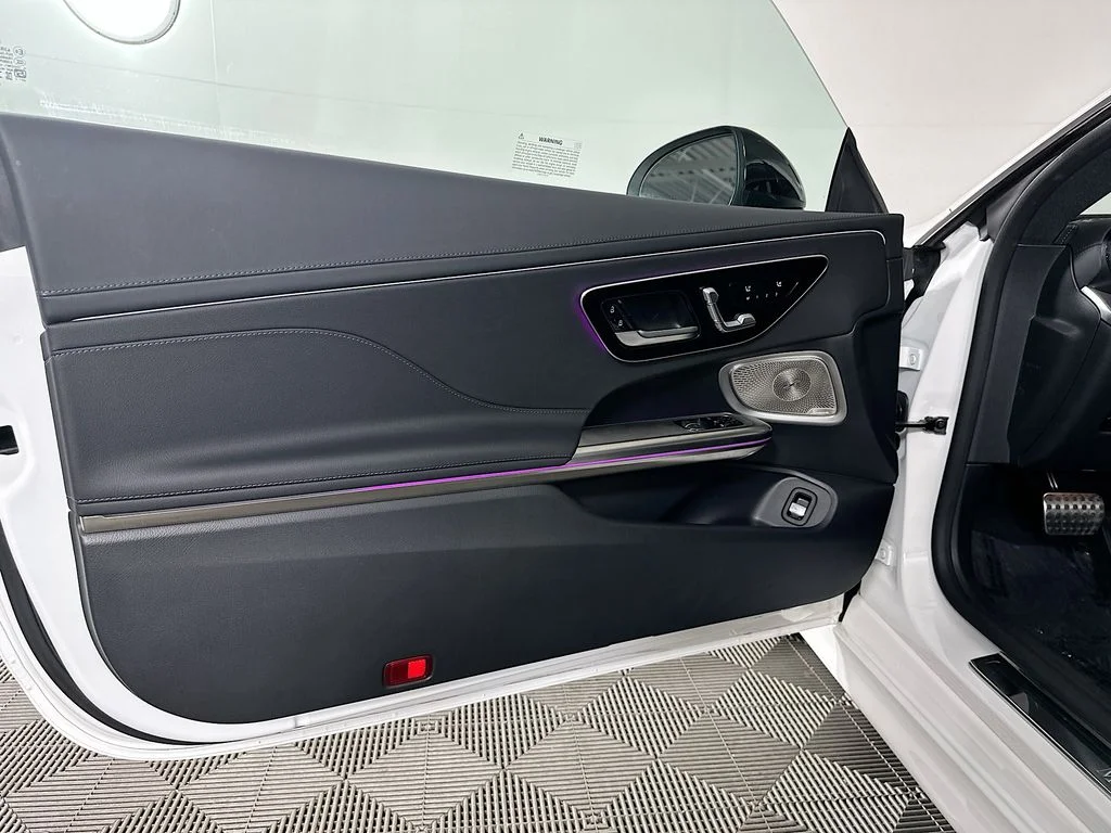 Used 2025 Polar White Mercedes-Benz CLE 300 image 22