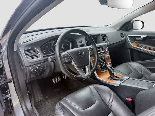 Used 2016 Gray Metallic Volvo T5 Drive-E Premier image 25