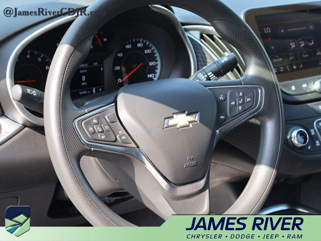 Used 2024 White Chevrolet LT image 24
