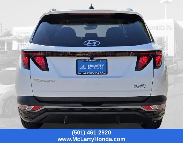 Used 2024 White Hyundai SEL image 7