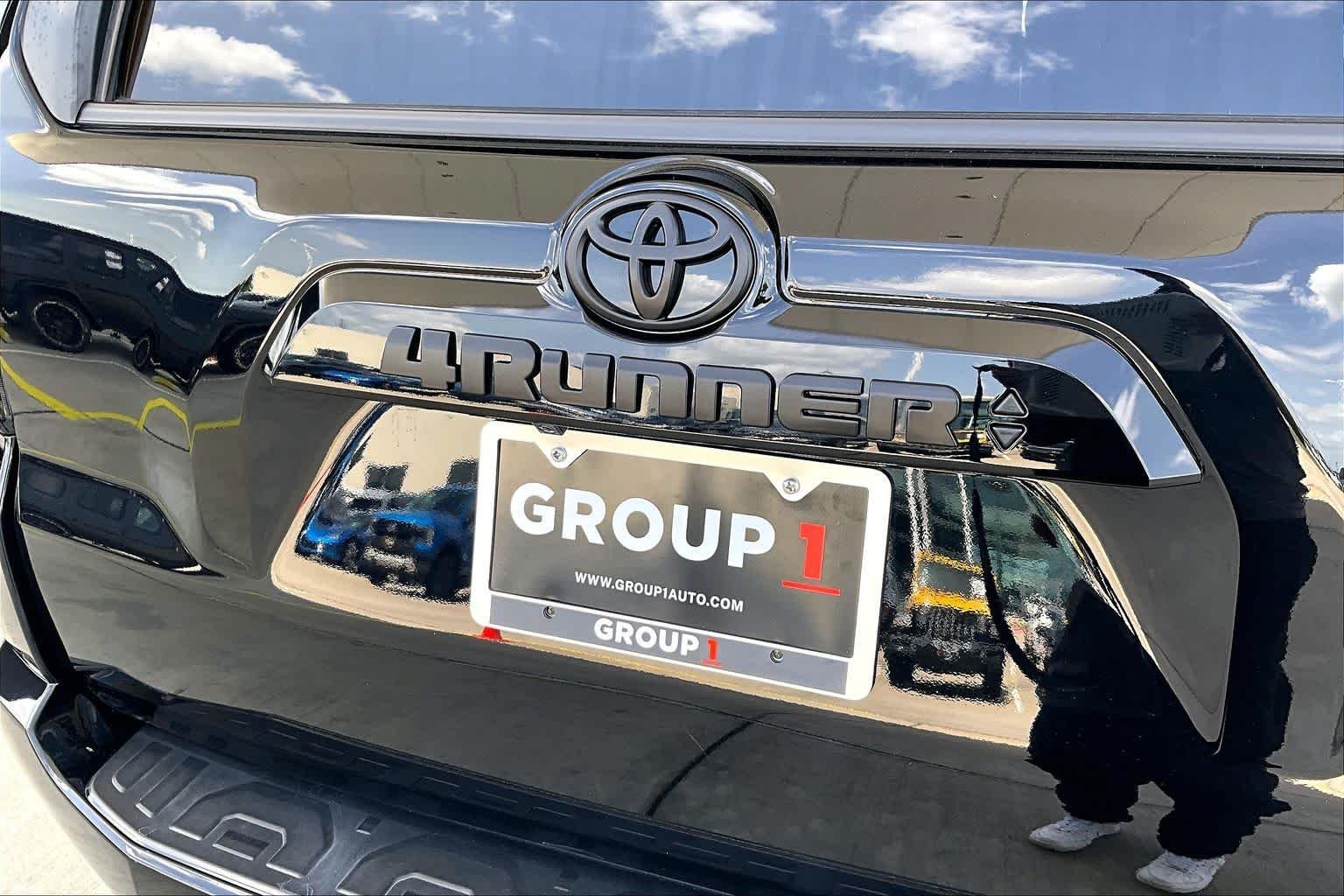 Used 2023 Midnight Black Metallic Toyota SR5 Premium image 28