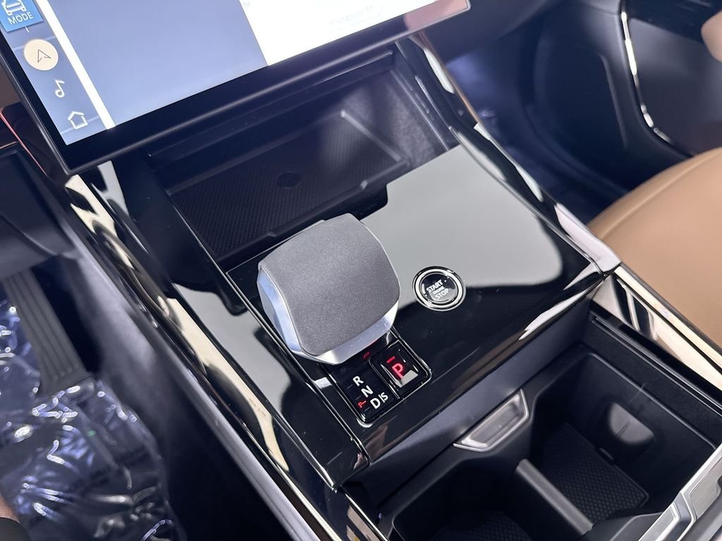 New 2026 Varesine Blue Land Rover SE image 19