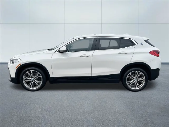 Used 2019 Alpine White BMW sDrive28i image 8